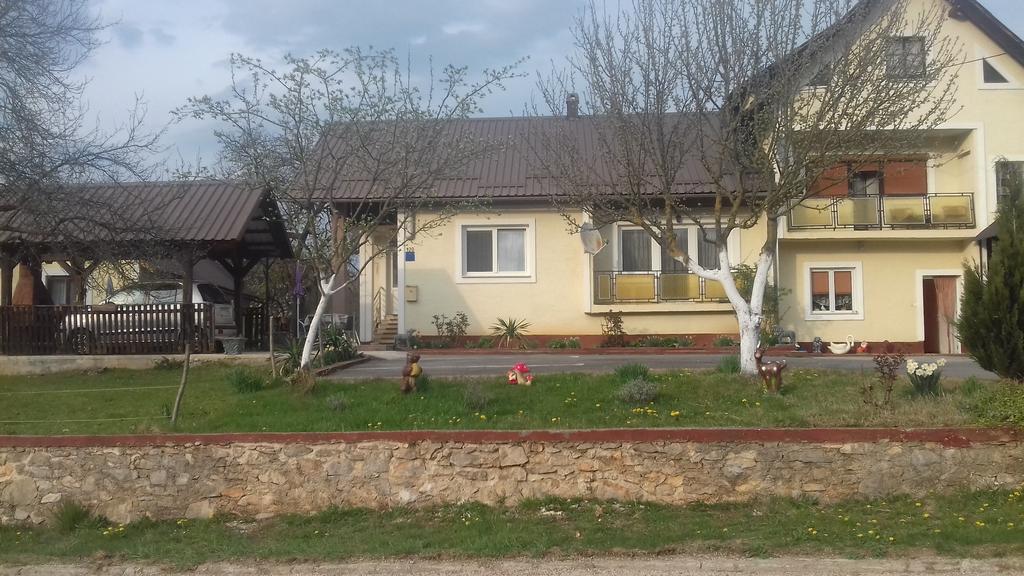 Rooms "Dragica" Otočac Zewnętrze zdjęcie