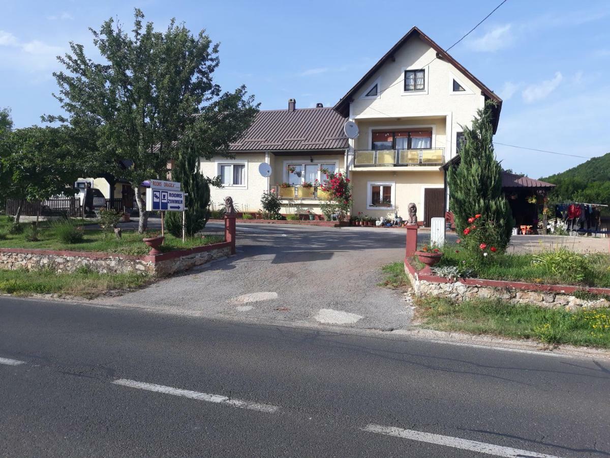 Rooms "Dragica" Otočac Zewnętrze zdjęcie