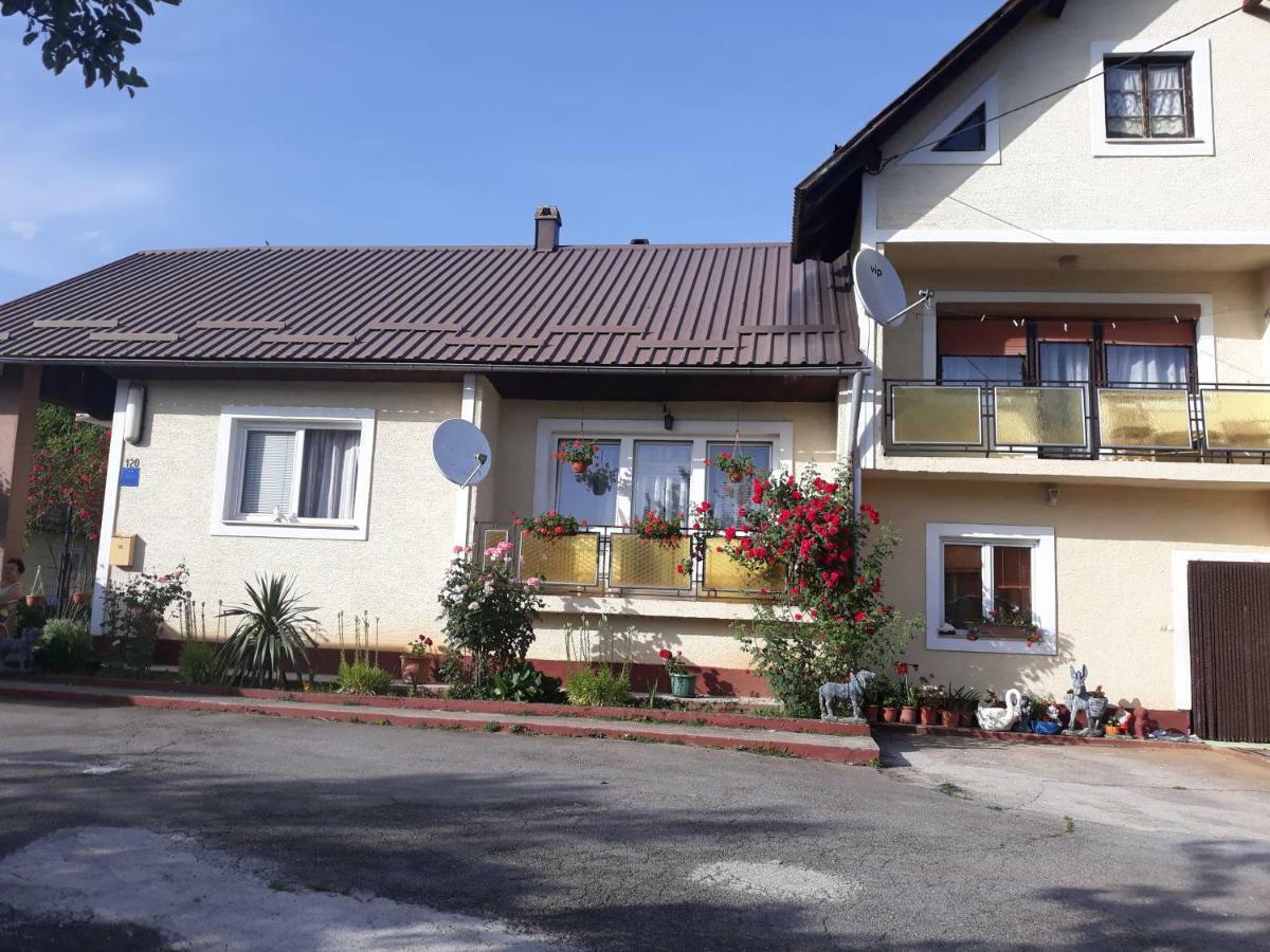 Rooms "Dragica" Otočac Zewnętrze zdjęcie