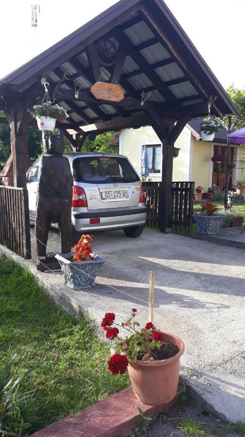 Rooms "Dragica" Otočac Zewnętrze zdjęcie